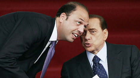 Il Ministro dell'Interno Angelino Alfano con Silvio Berlusconi