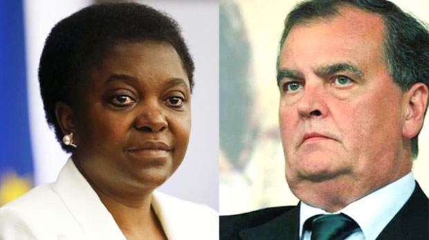 Roberto Calderoli, Vicepresidente del Senato, lancia insulto al Ministro dell'Integrazione Cecile Kyenge Roberto Calderoli, Vicepresidente del Senato, lancia insulto al Ministro dell'Integrazione Cecile Kyenge