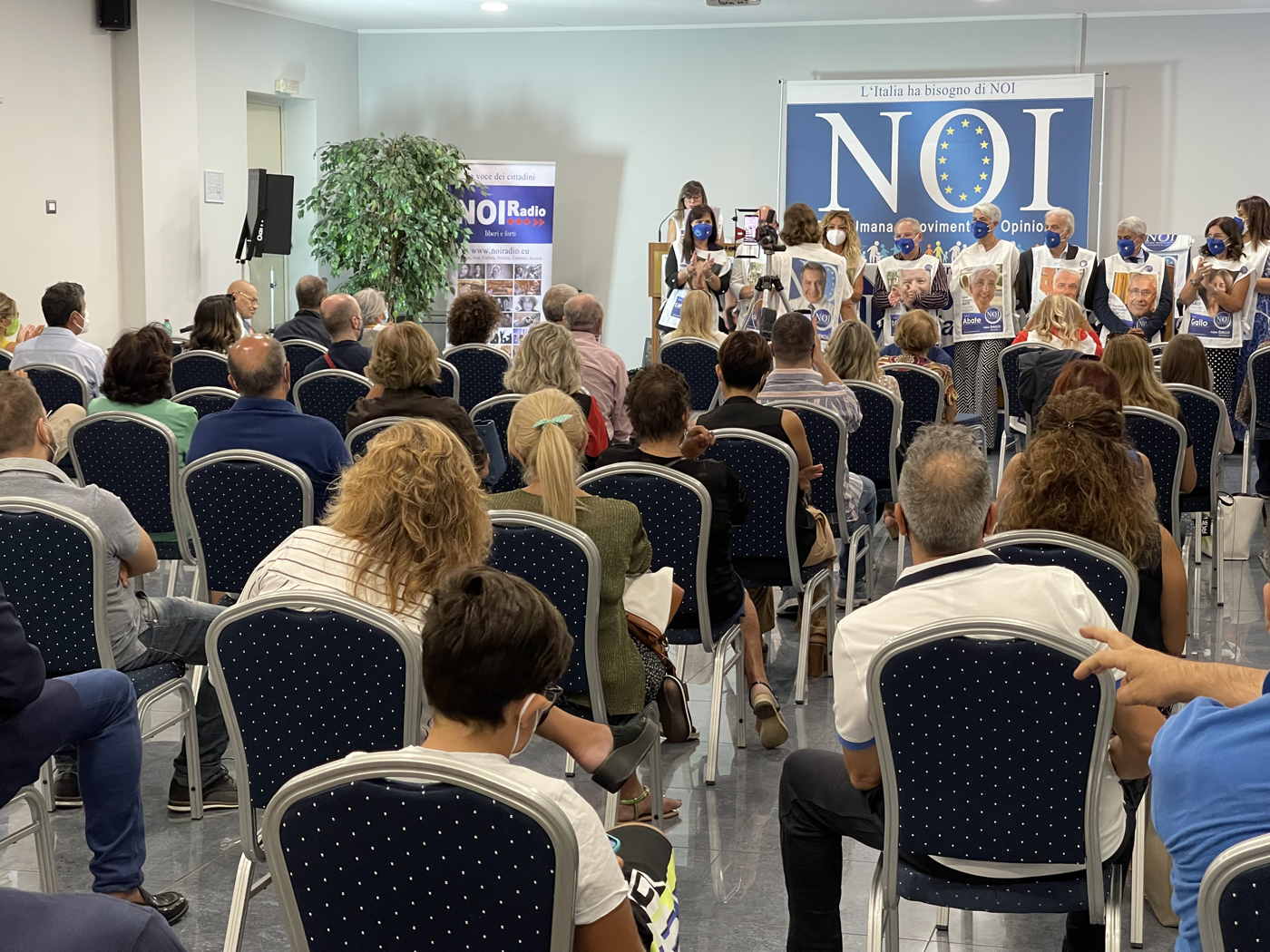 Presentazione della lista "NOI" presso l'Hotel Royal di Cosenza