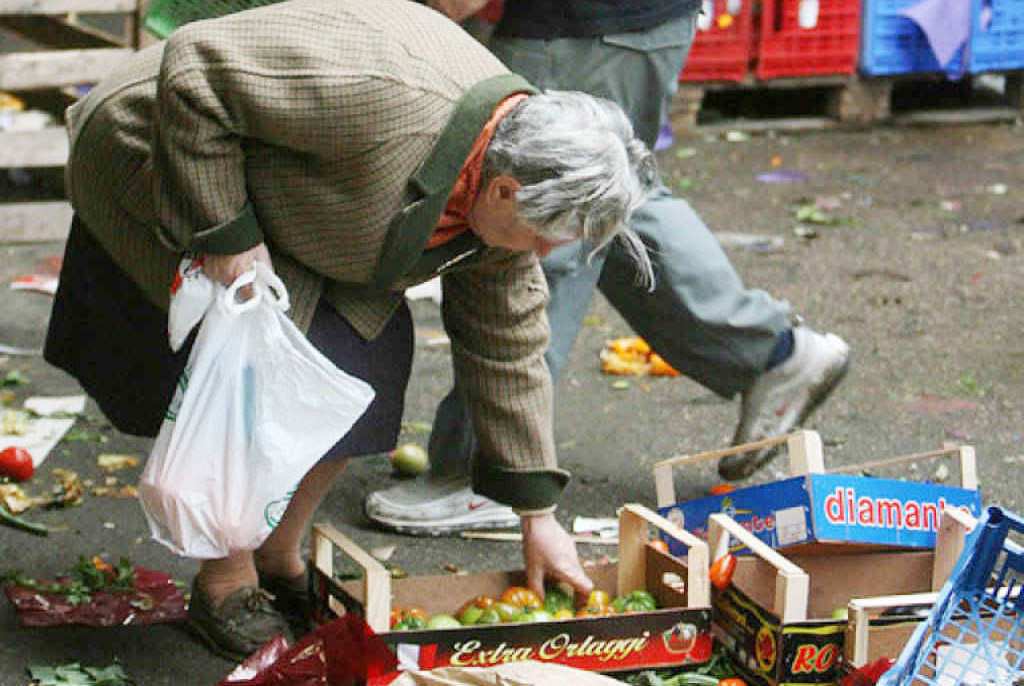Istat : 4 milioni di italiani in povertà assoluta